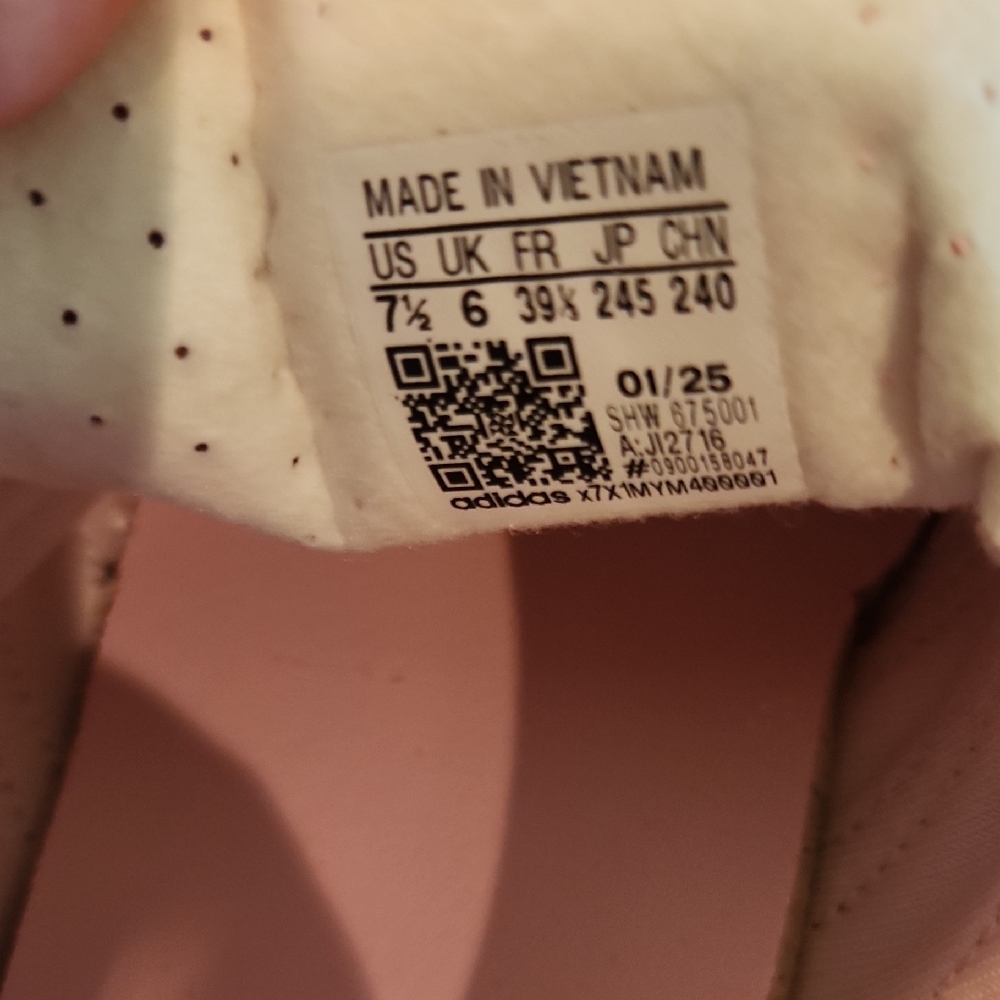 Adidas Gazelle Women's Light Pink Sneakers - Picture 5 of 7